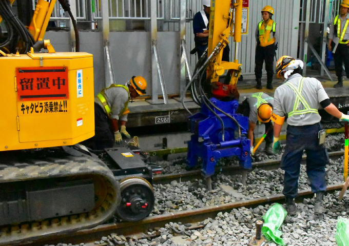 イチから学べる教育環境で、鉄道工事のプロへ！