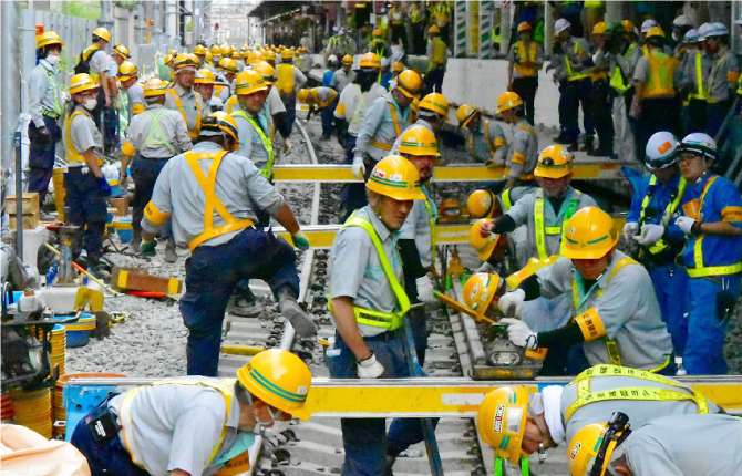 千葉県にて「鉄道の線路のメンテナンス」に携わっています！
